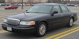 Ford Crown Victoria LX.jpg